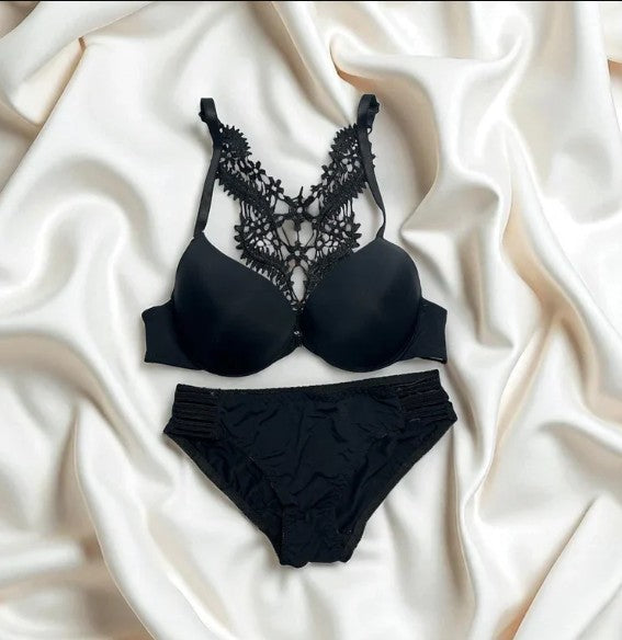 Softeelix Fancy Pad Lace Bra Set (Black)